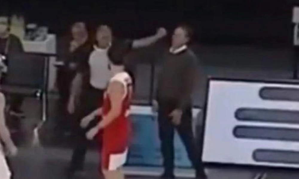 Προκριματικά EuroBasket 2022: Διαιτητής έριξε μπουνιά σε προπονητή!